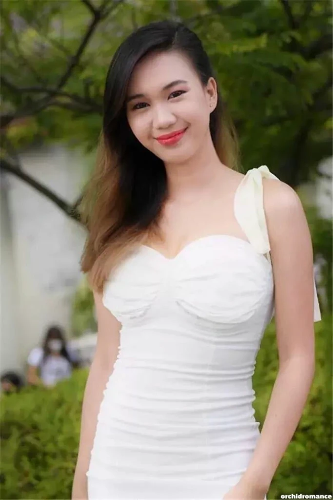 Ashlei Profile image 4