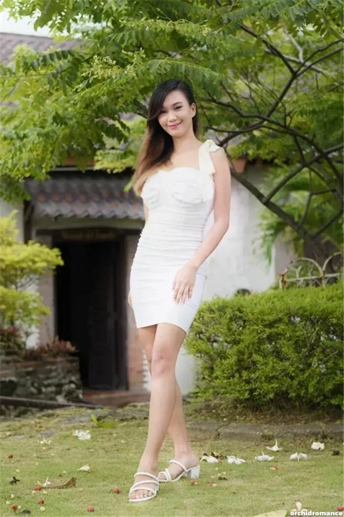 Ashlei Profile image 2