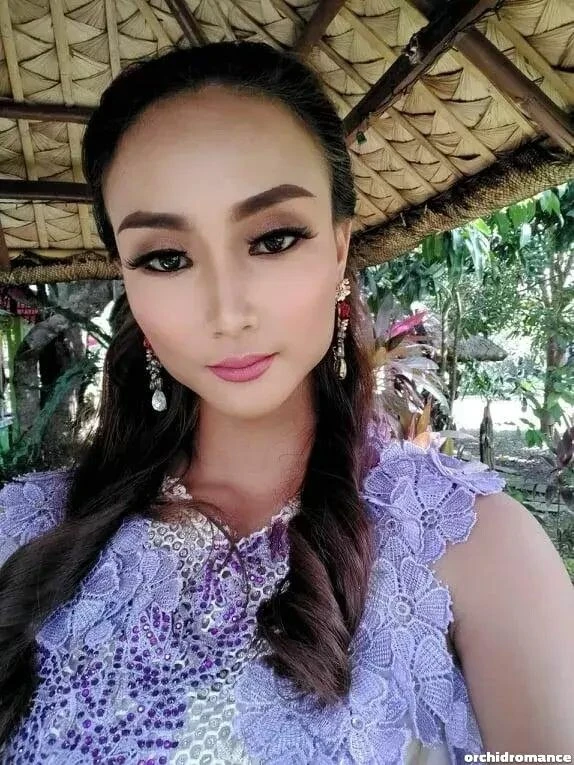 Marianel Profile image 4